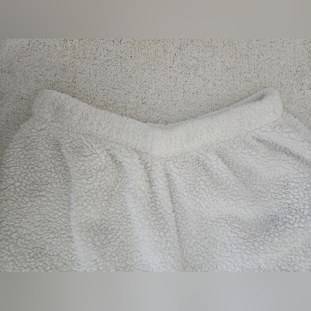 SHEIN White Fleece & Nude Satin Sleep Shorts | SZ L - Picture 7 of 9